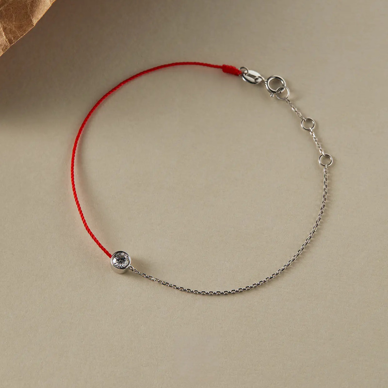 18K White Gold Diamond Red String Bracelet | 0.21Ct Center Stone | Modern Lucky Charm
